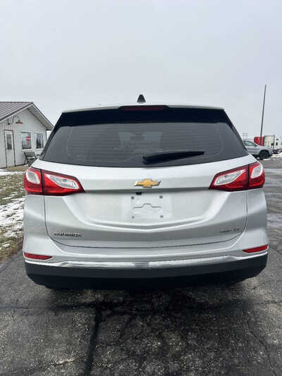 2020 Chevrolet Equinox, $1. Photo 4