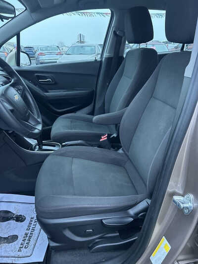 2018 Chevrolet Trax, $1. Photo 9