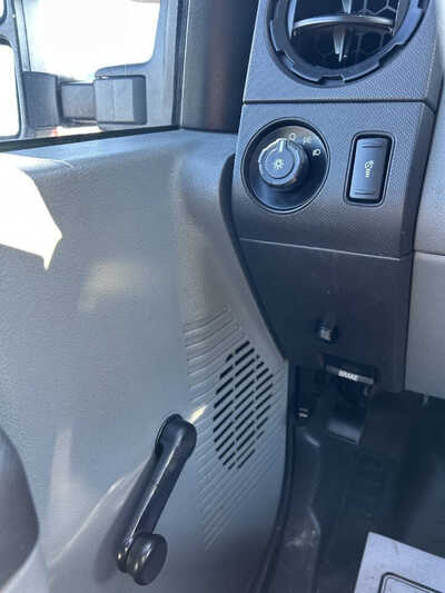 2015 Ford F250 Ext Cab, $1. Photo 8