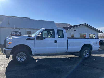 2015 Ford F250 Ext Cab, $1. Photo 1