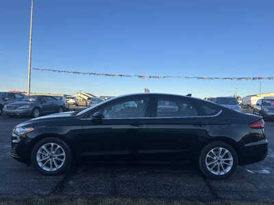 2020 Ford Fusion, $1. Photo 3