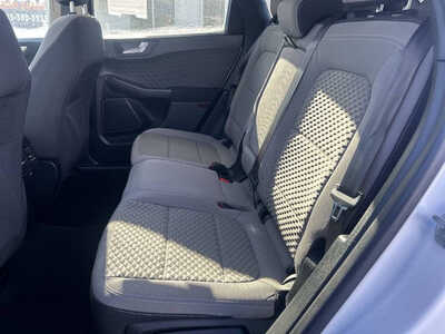 2020 Ford Escape, $1. Photo 6