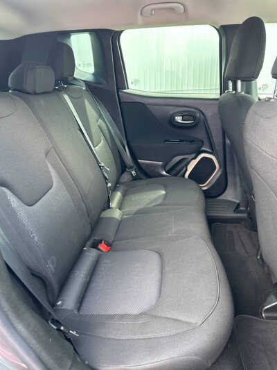 2016 Jeep Renegade, $13495. Photo 6