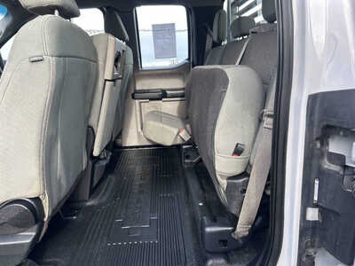 2019 Ford F250 Ext Cab, $1. Photo 7