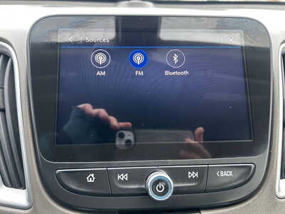 2022 Chevrolet Malibu, $1. Photo 11