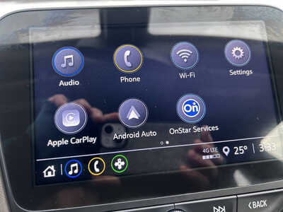 2022 Chevrolet Malibu, $1. Photo 12