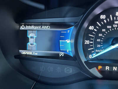 2019 Ford Edge, $13995. Photo 12