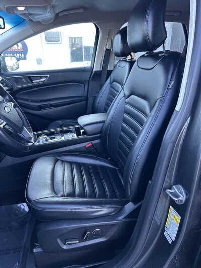 2019 Ford Edge, $13995. Photo 9