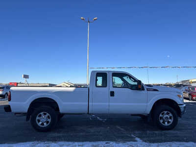 2016 Ford F250 Ext Cab, $1. Photo 2