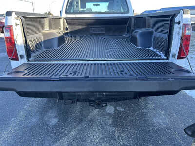 2016 Ford F250 Ext Cab, $1. Photo 3