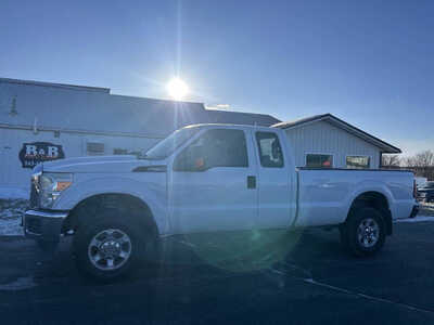 2016 Ford F250 Ext Cab, $1. Photo 1