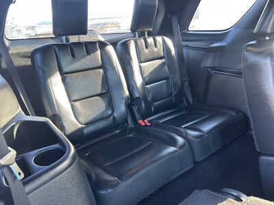 2019 Ford Explorer, $1. Photo 8