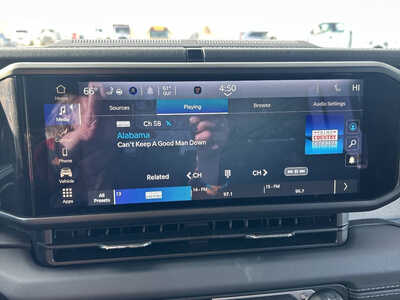 2025 Jeep Wrangler, $1. Photo 12