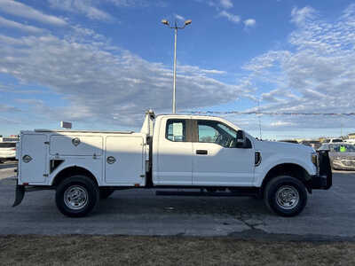 2018 Ford F250 Ext Cab, $22995. Photo 3