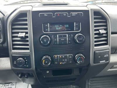 2019 Ford F250 Crew Cab, $1. Photo 11