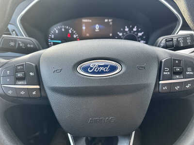 2020 Ford Escape, $1. Photo 11