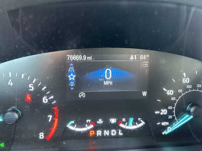 2020 Ford Escape, $1. Photo 12