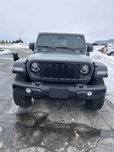 2025 Jeep Wrangler, $0. Photo 2