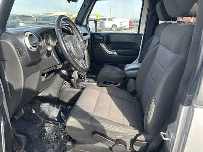 2012 Jeep Wrangler, $1. Photo 8