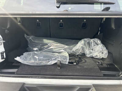 2025 Jeep Wrangler, $1. Photo 5