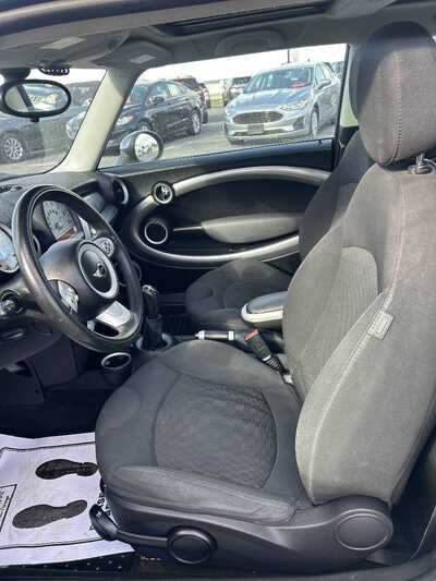 2007 MINI Cooper, $1. Photo 7