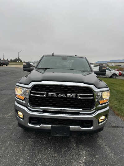 2024 RAM 2500, $38895. Photo 2
