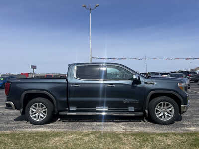 2020 GMC 1500 Crew Cab, $35995. Photo 3