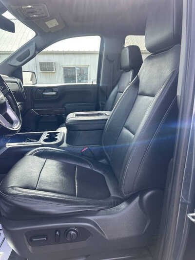 2020 GMC 1500 Crew Cab, $35995. Photo 9