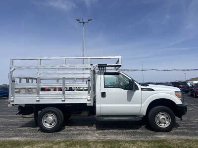 2014 Ford F250 Reg Cab, $1. Photo 3