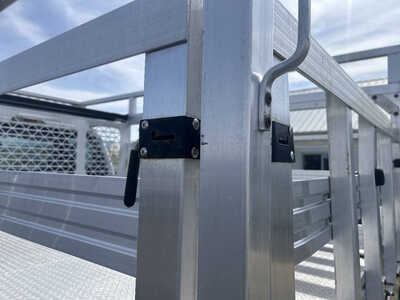 2014 Ford F250 Reg Cab, $1. Photo 5