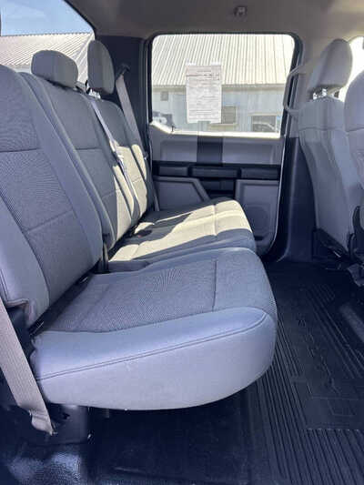 2017 Ford F250 Crew Cab, $1. Photo 6