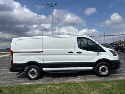 2020 Ford Transit-250, $1. Photo 3