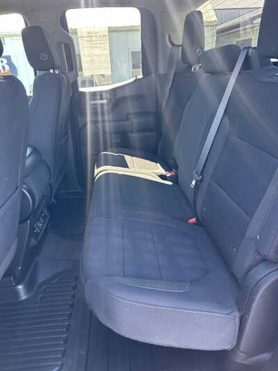 2021 Chevrolet 1500 Ext Cab, $22995. Photo 6