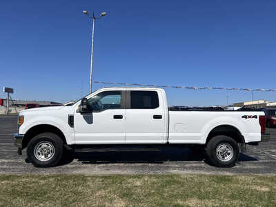 2017 Ford F250 Crew Cab, $22495. Photo 3