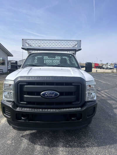 2014 Ford F250 Reg Cab, $15495. Photo 2