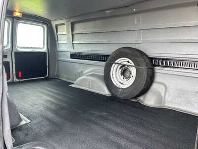 2013 Ford E-Series, $1. Photo 7