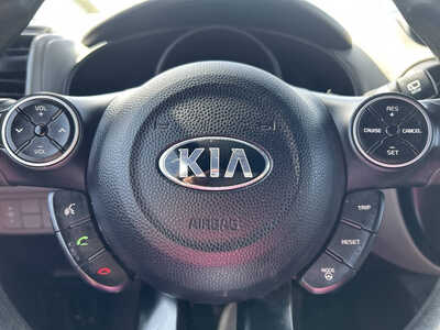 2016 Kia Soul, $1. Photo 11