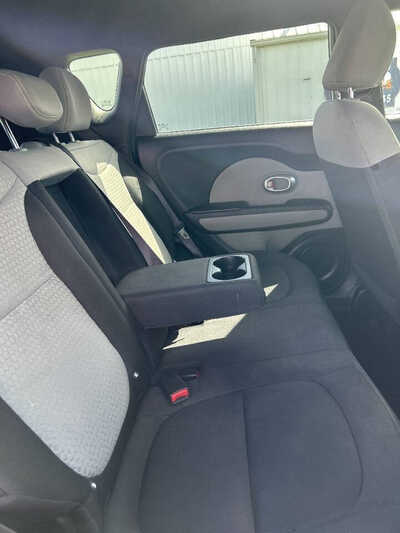 2016 Kia Soul, $1. Photo 7