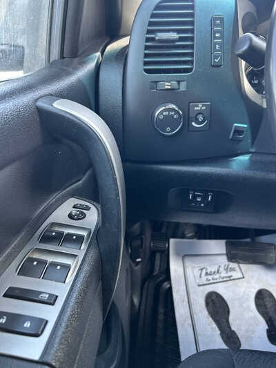 2011 Chevrolet 1500 Ext Cab, $12995. Photo 10