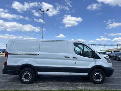 2018 Ford Transit-250, $1. Photo 3