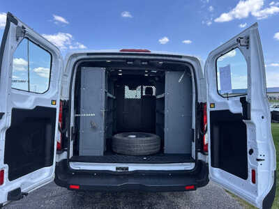 2018 Ford Transit-250, $1. Photo 5