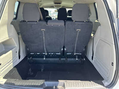 2019 Dodge Grand Caravan, $1. Photo 5