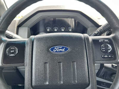 2016 Ford F-250 Super, $13995. Photo 11