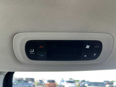 2019 Chrysler Pacifica, $1. Photo 10