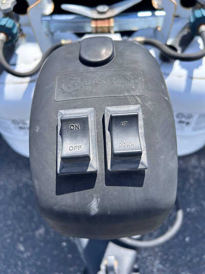 2022 Coleman Lantern Ligh , $12495. Photo 10