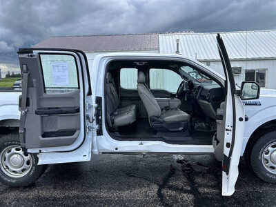 2018 Ford F-150, $1. Photo 6