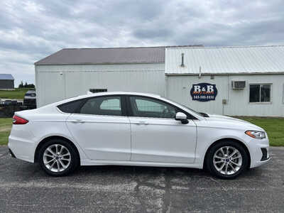 2020 Ford Fusion, $1. Photo 1