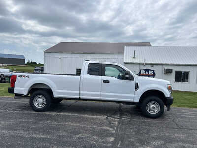 2020 Ford F250 Ext Cab, $1. Photo 1