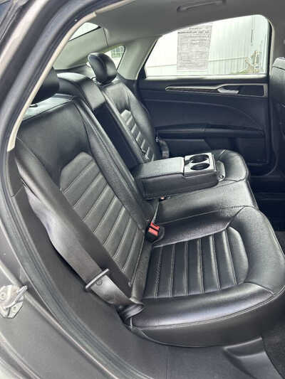 2013 Ford Fusion, $8995. Photo 7