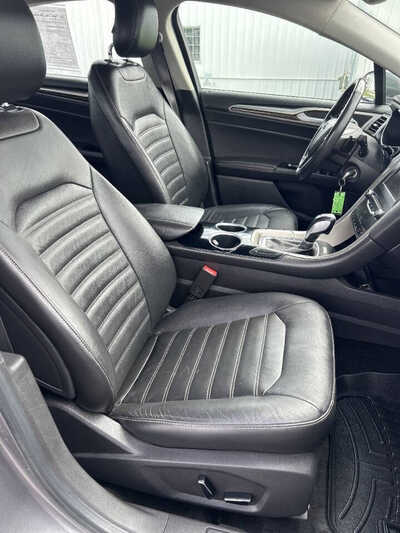 2013 Ford Fusion, $8995. Photo 8